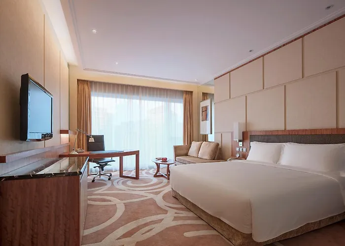 New World Dalian Hotel